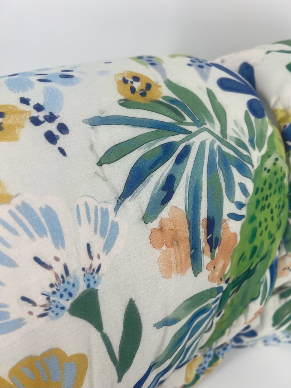 Anthropologie Ellen Merchant Yellow Bird Floral Parrot Quilted Queen Comforter - Picture 7 of 7